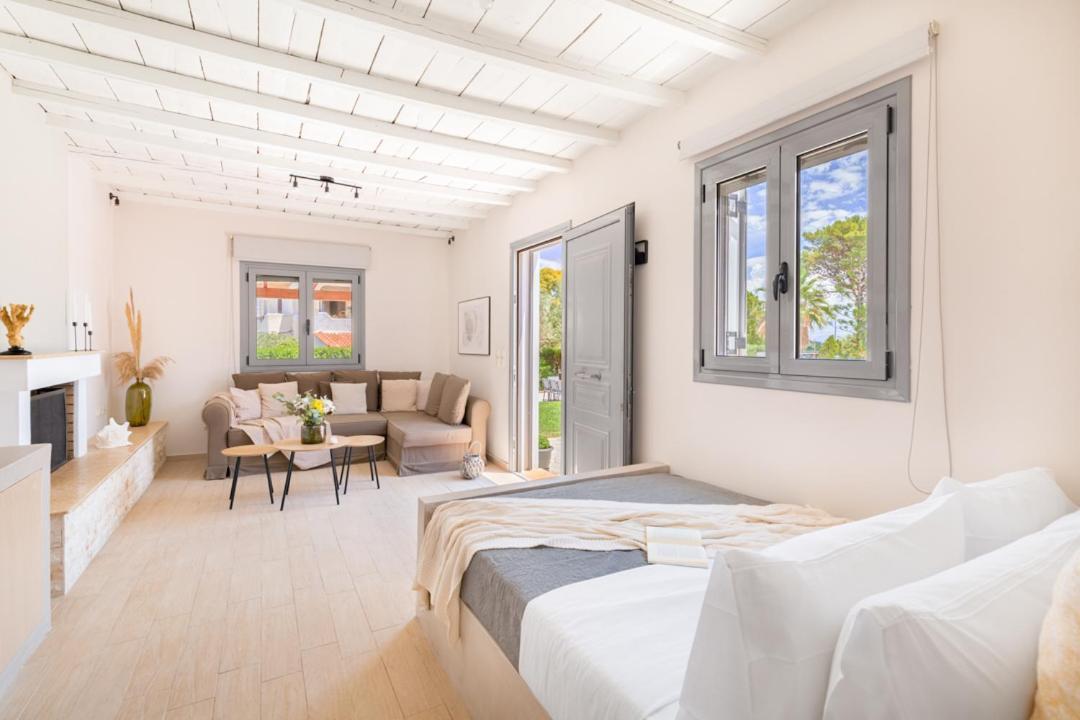 Van Louis Place Vathi  Ngoại thất bức ảnh