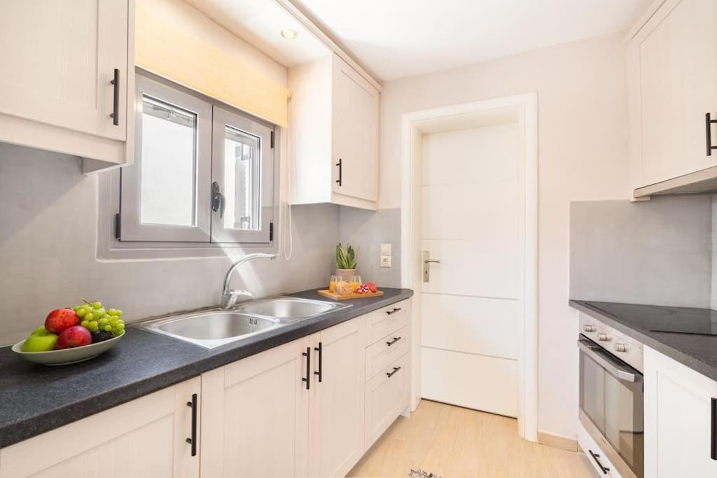 Van Louis Place Vathi  Ngoại thất bức ảnh